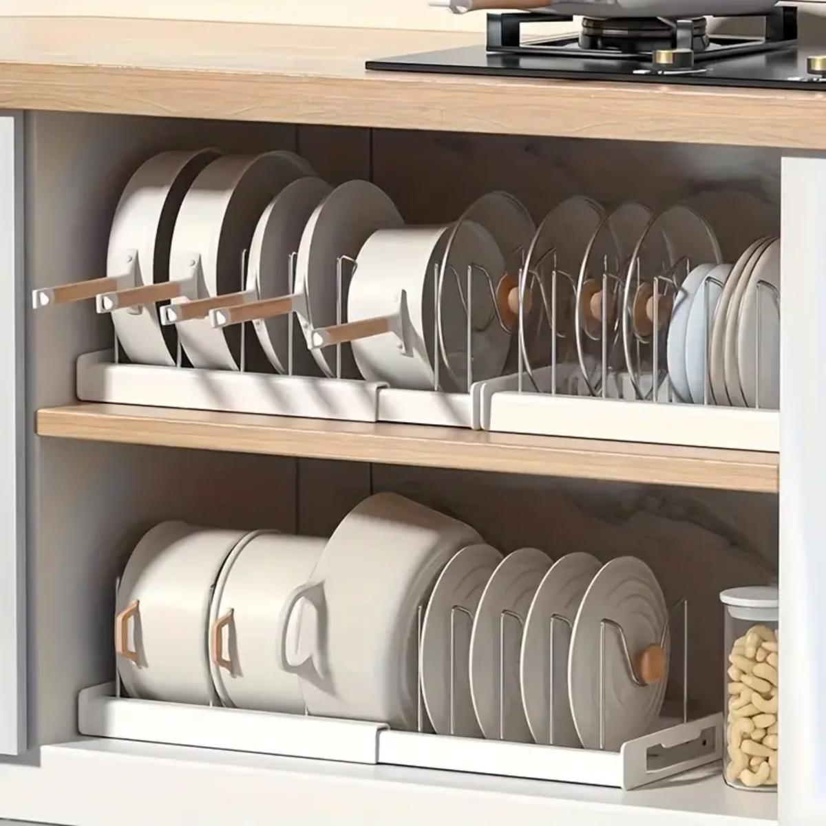 Food Storage With Dividers - 拡張可能なキッチンポットパンオーガナイザー、キャビネット下用、7つの調整可能な仕切り付き、食品保存容器、蓋収納、1パック
